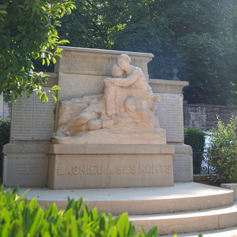 Monument aux morts