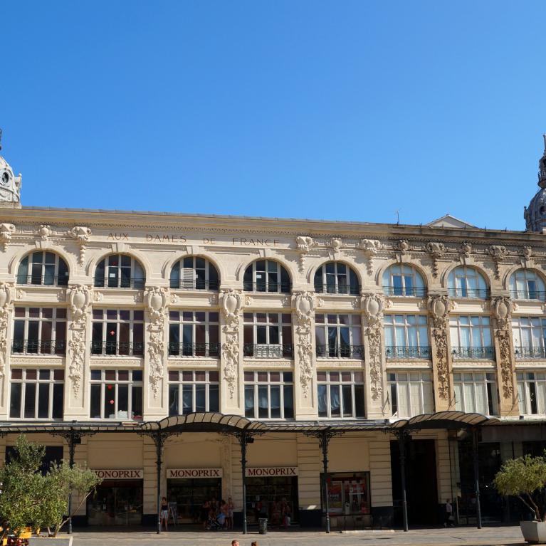 Grand magasin