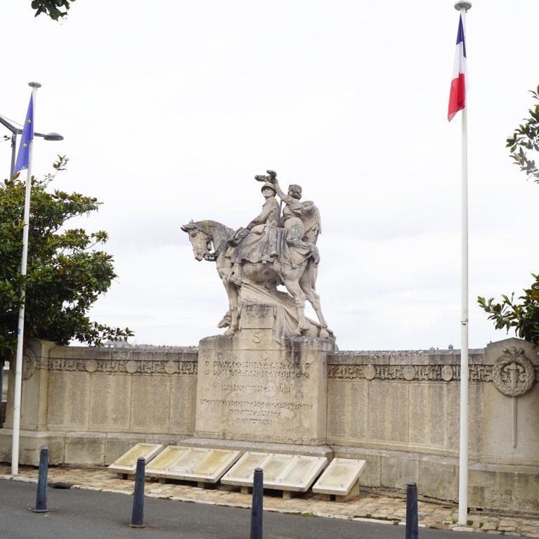 Monument aux morts