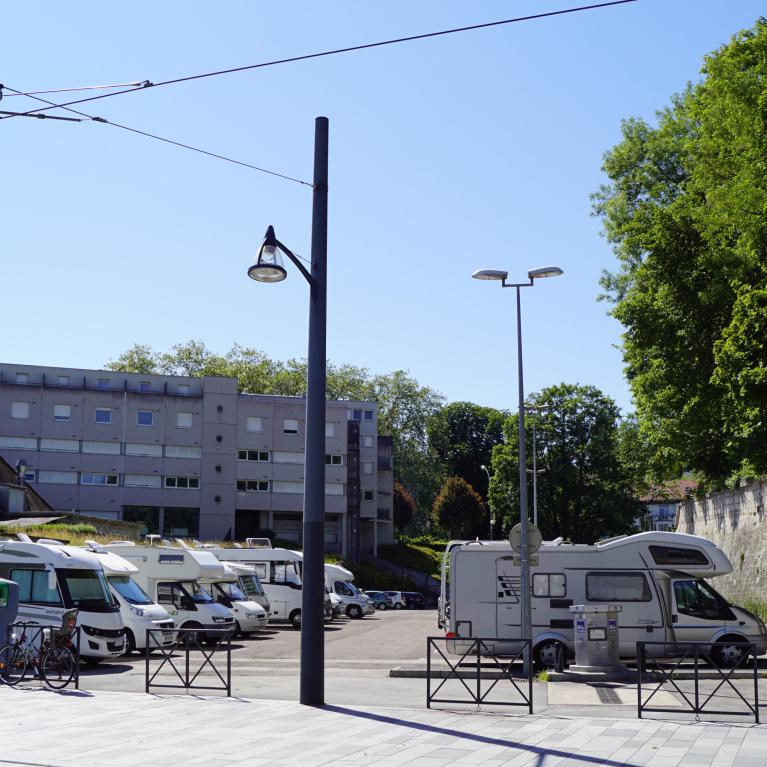 Aire camping-car
