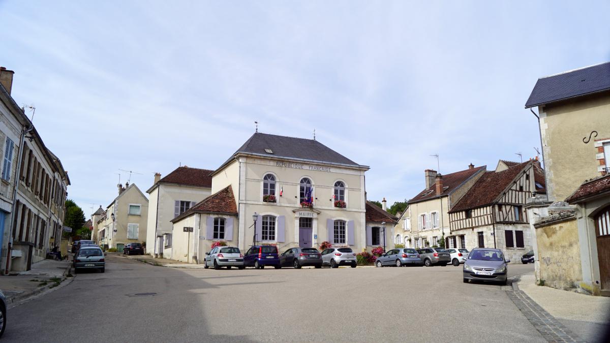 Mairie de Cravant