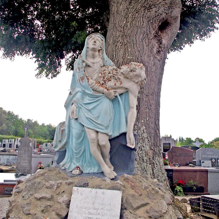 Statue