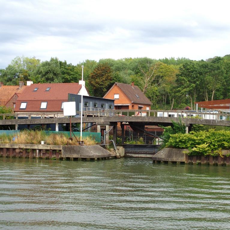 Chantier fluvial