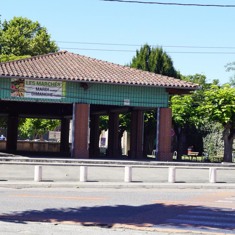 Halles