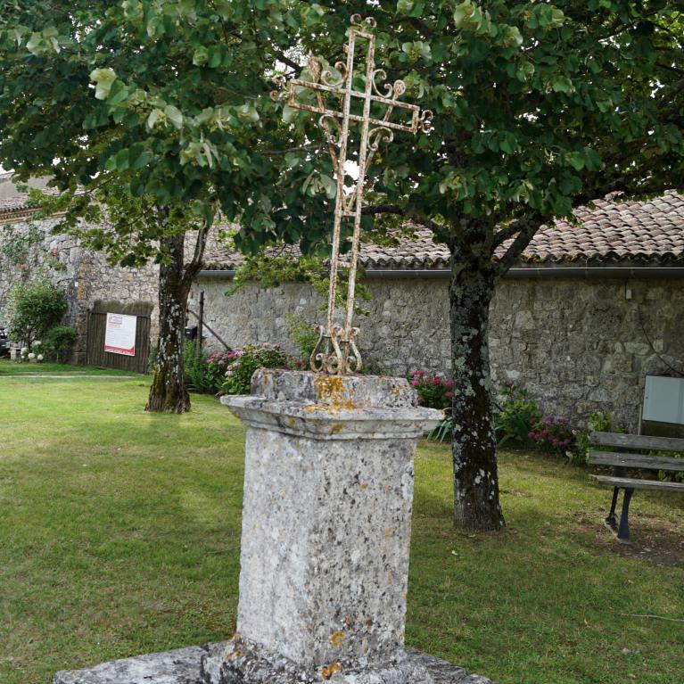 Croix 3