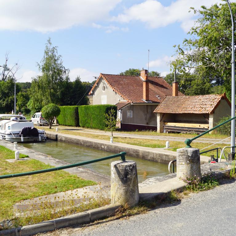 Écluse n°9 du Clos du May