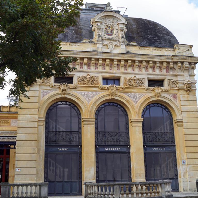 Théâtre
